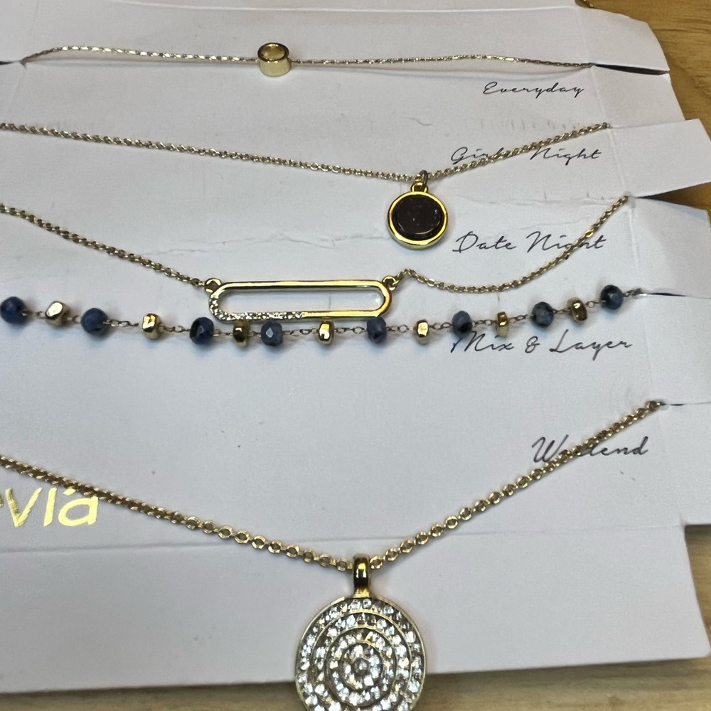 5pk Assorted Necklaces